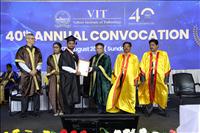 VIT 4 (212)